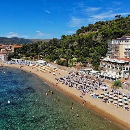 Grand Santa Maria