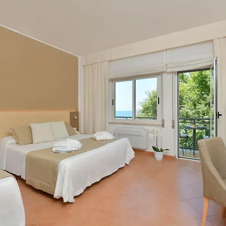 Hotel Grand Santa Maria 4*