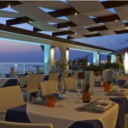Hotel Grand Santa Maria