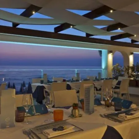 Hotel Grand Santa Maria