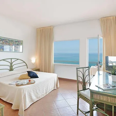Hotel Grand Santa Maria